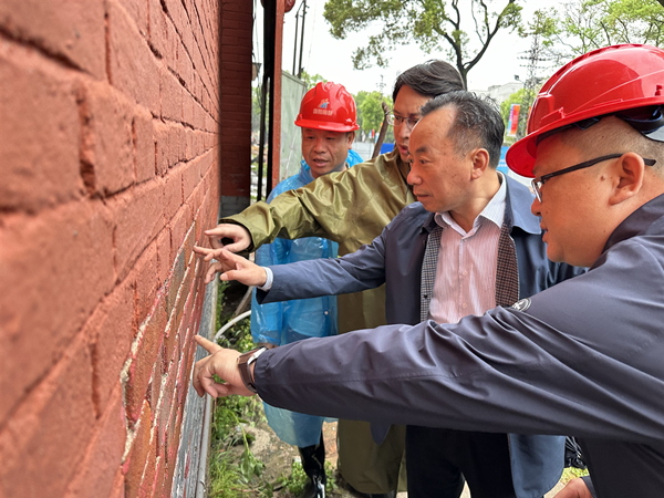 4月3日，衡陽國投黨委書記張雨民調(diào)研建湘工業(yè)文化街區(qū)項目_600.jpg